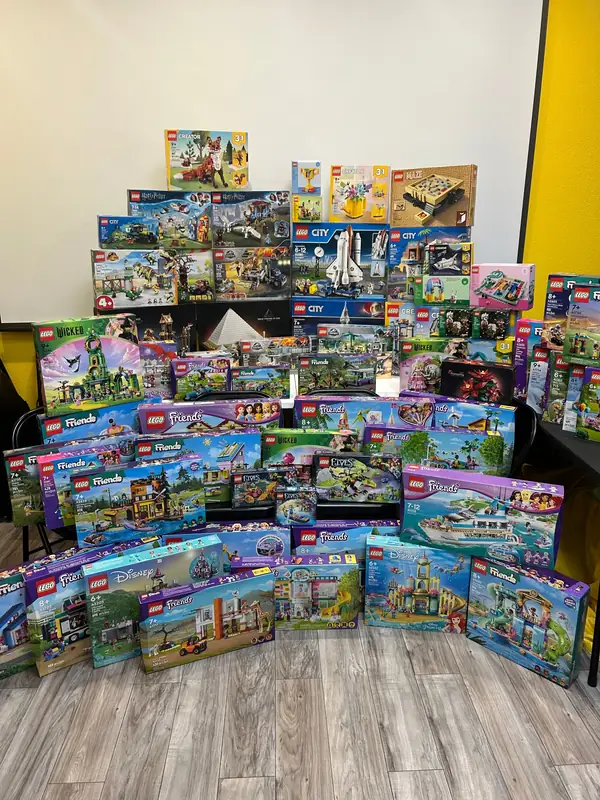 New LEGO® drop at Bricks & Minifigs Las Vegas Southwest